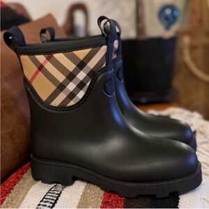 Luxury logo Black and Beige Winter Rain Boots
